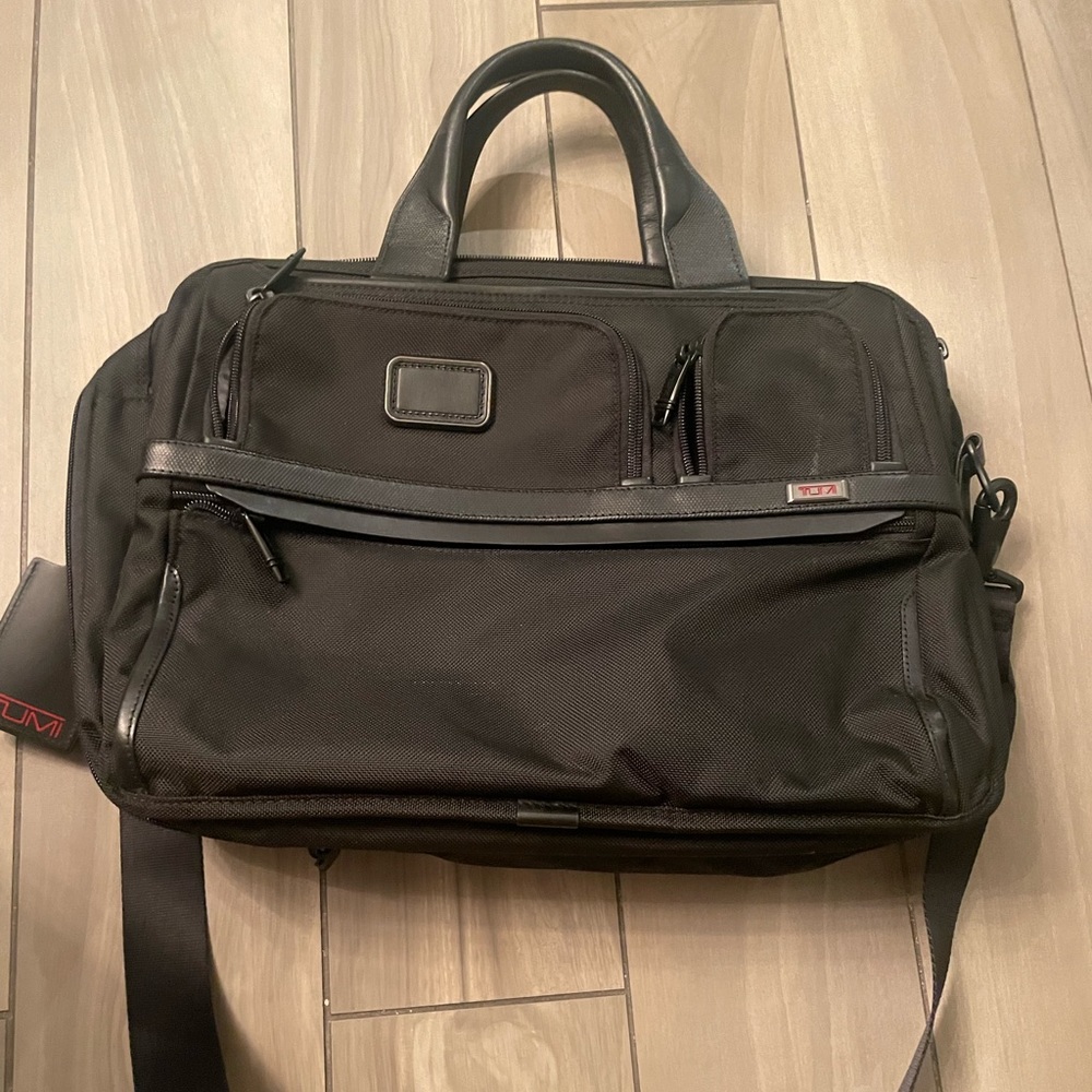 TUMI Compact Large Screen Laptop Brief